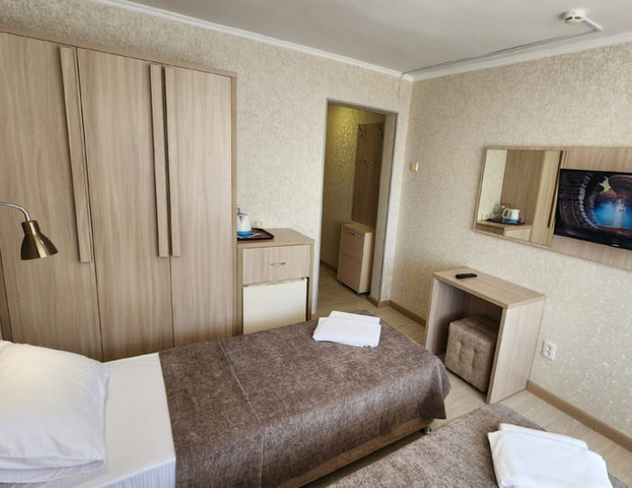 Номер 2-местный корп.1,2 - Санаторий «Киев» Алушта