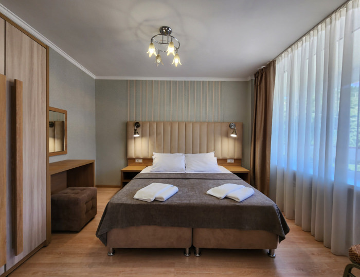 Номер 2-местный 2-комнатный корп.1,2 - Санаторий «Киев» Алушта